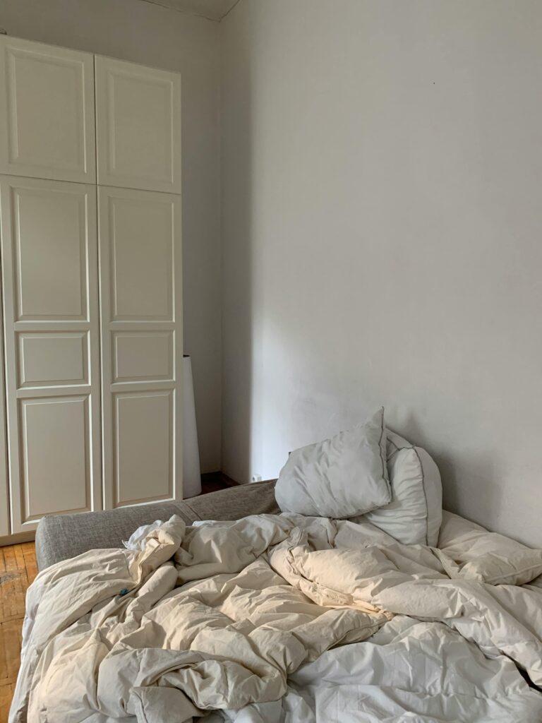 how to clean your room_1