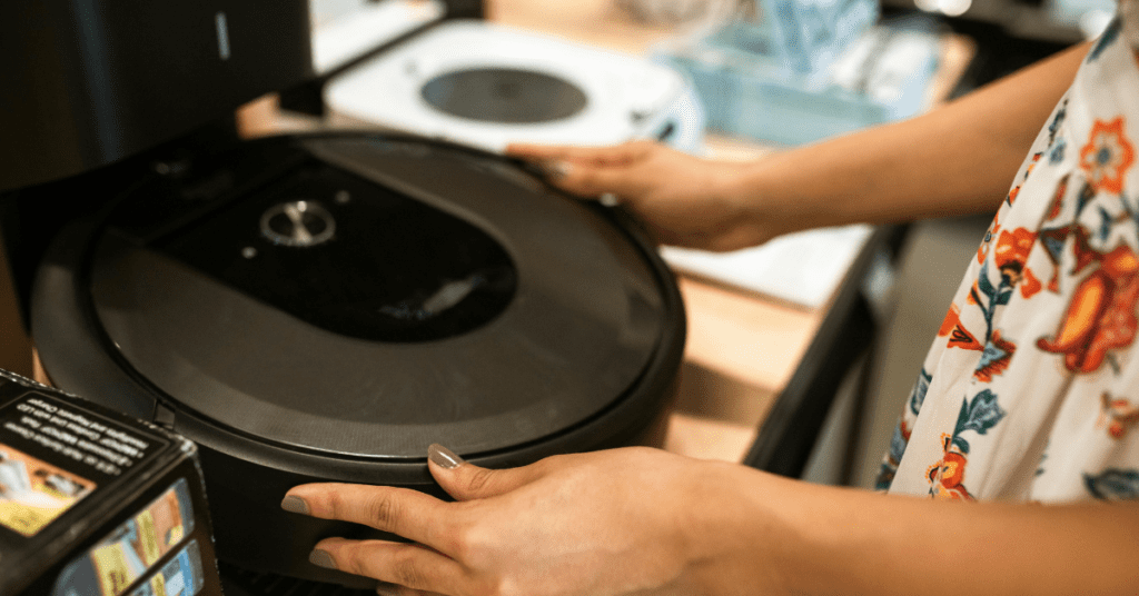 robot vacuum storage